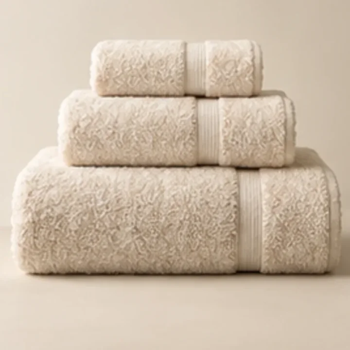 Plush Bath Towel Set