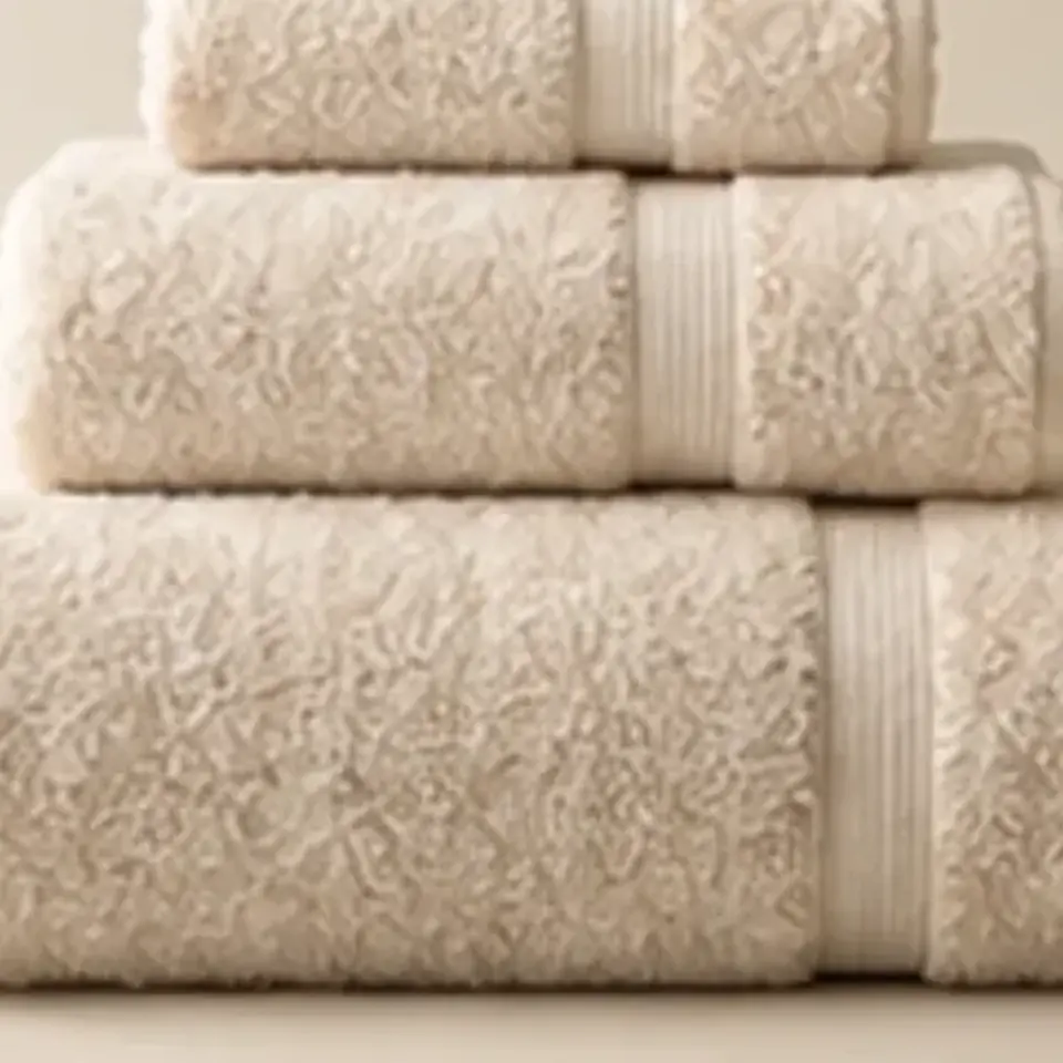 Plush Bath Towel Set — close-up detail